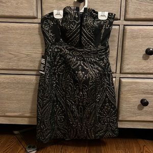 NWT gold and black strapless dress